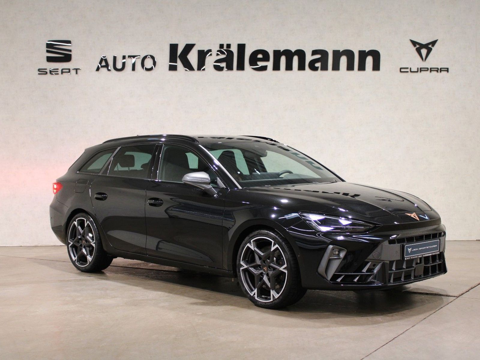 Leon Sportstourer 2.0 TSI DSG 245 kW 4Drive VZ