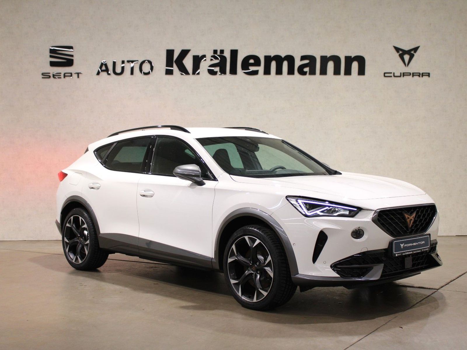 Formentor VZ 1,4 DSG e-HYBRID*Navi*LED*AHK*