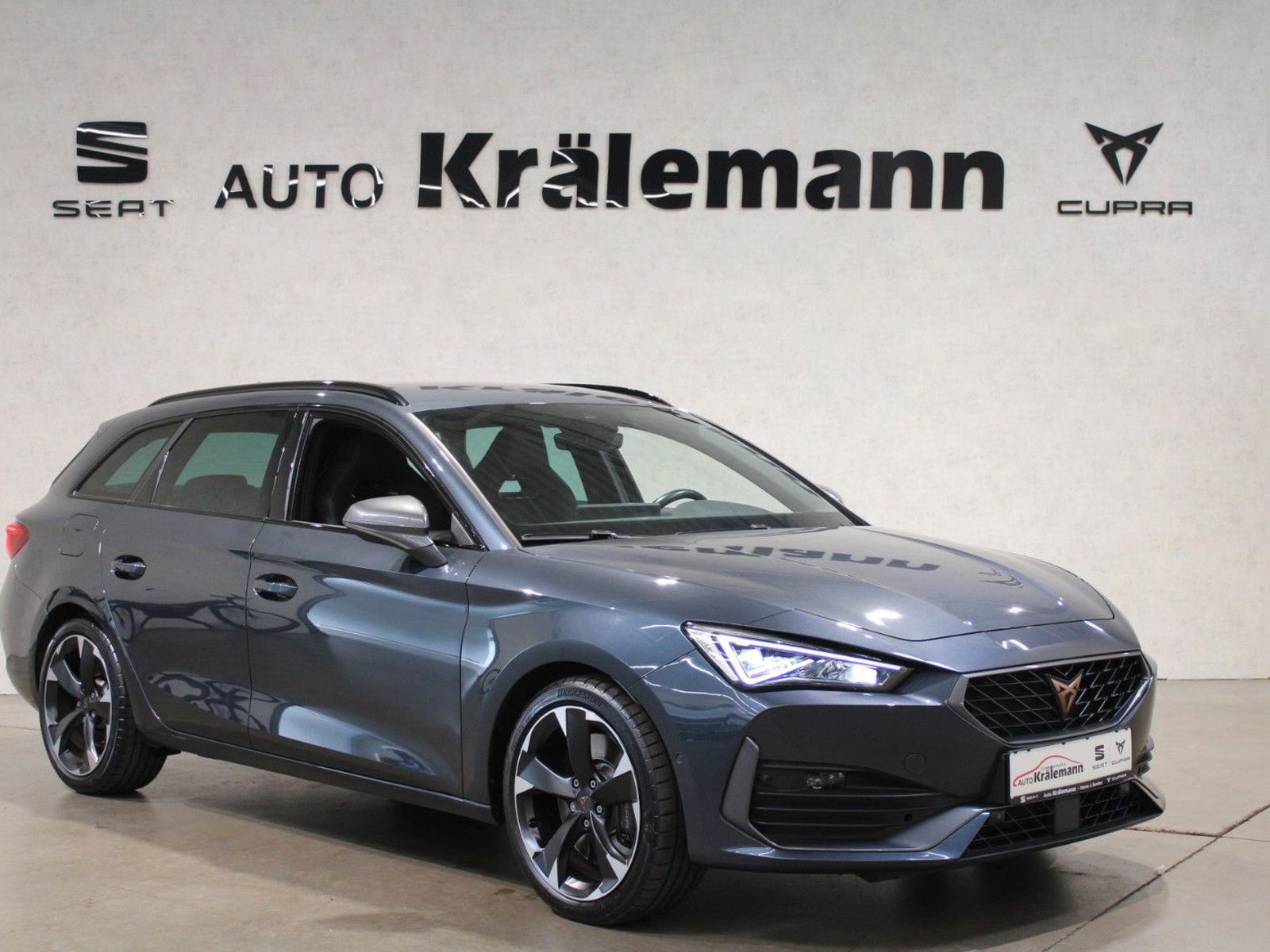 Leon Sportstourer 2.0 TSI 7-Gang-DSG *Navi*AHK*