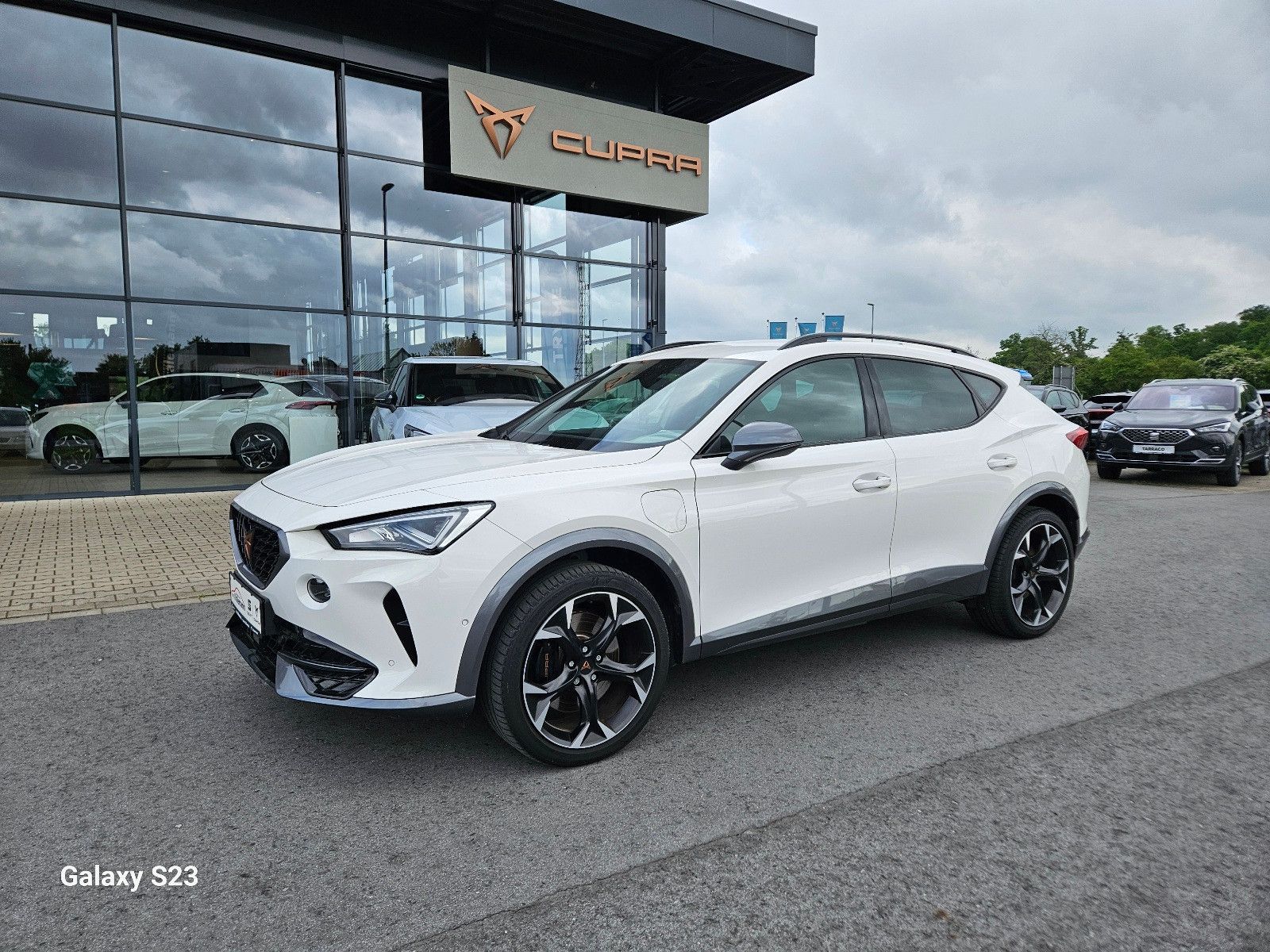 Formentor VZ 1,4 e-Hybrid DSG*Navi*LED*